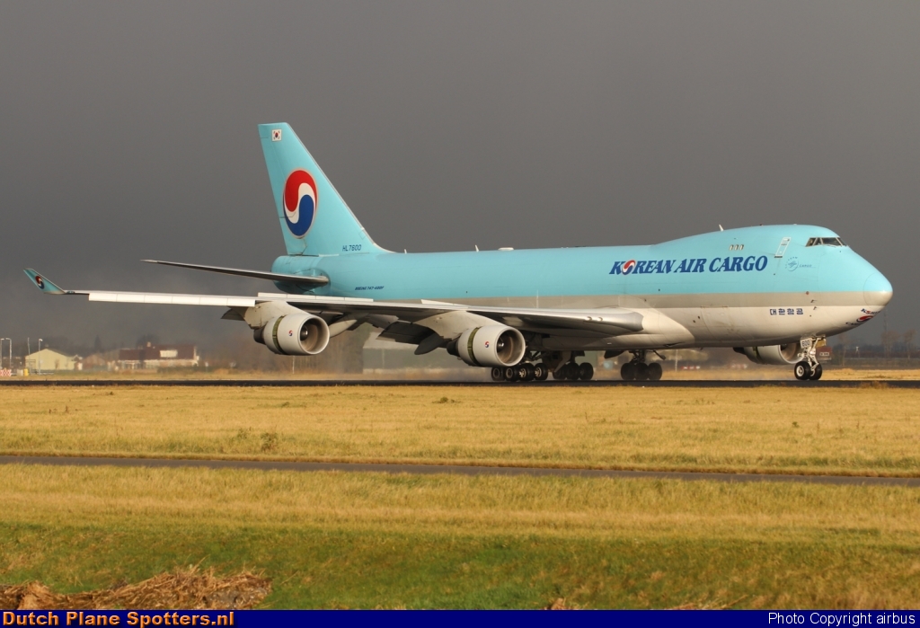 HL7600 Boeing 747-400 Korean Air Cargo by airbus