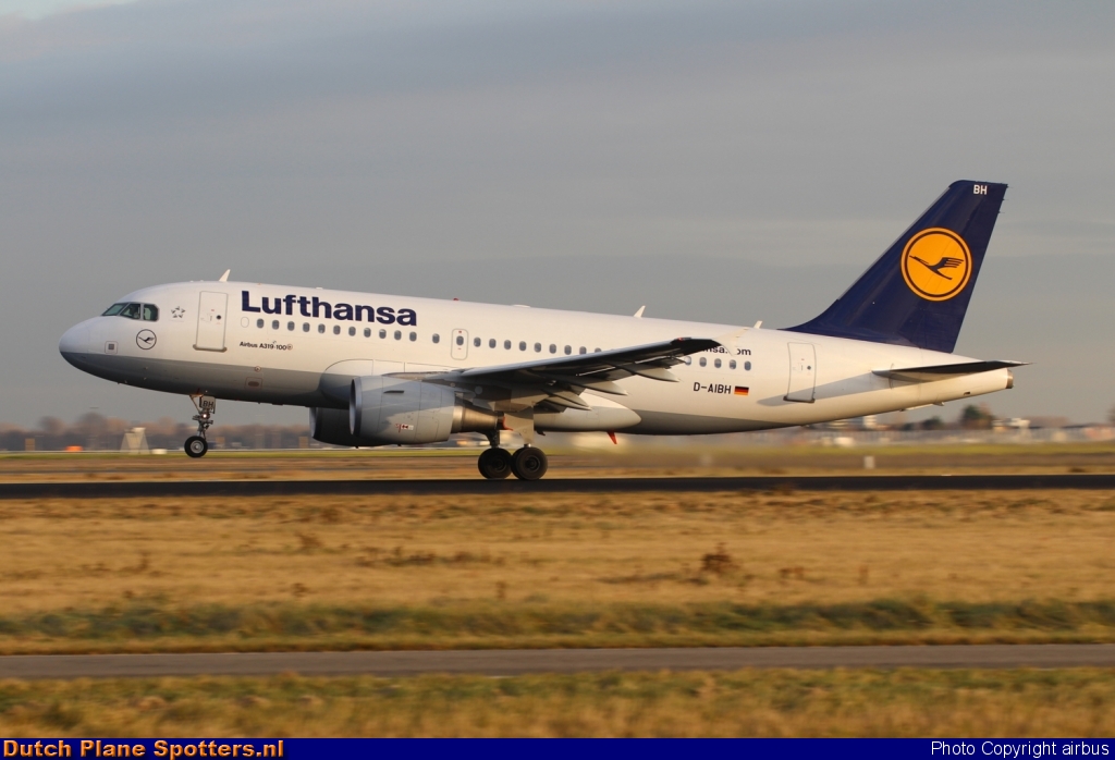 D-AIBH Airbus A319 Lufthansa by airbus