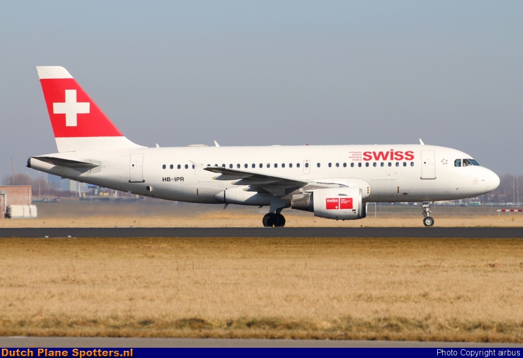 HB-IPR Airbus A319 Swiss International Air Lines by airbus