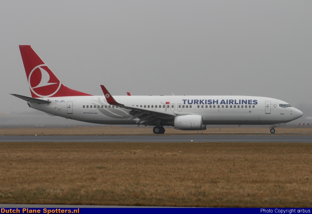 TC-JFL Boeing 737-800 Turkish Airlines by airbus