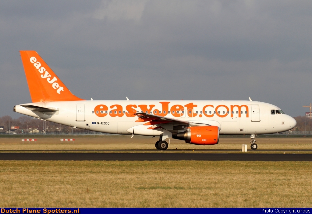 G-EZDC Airbus A319 easyJet by airbus
