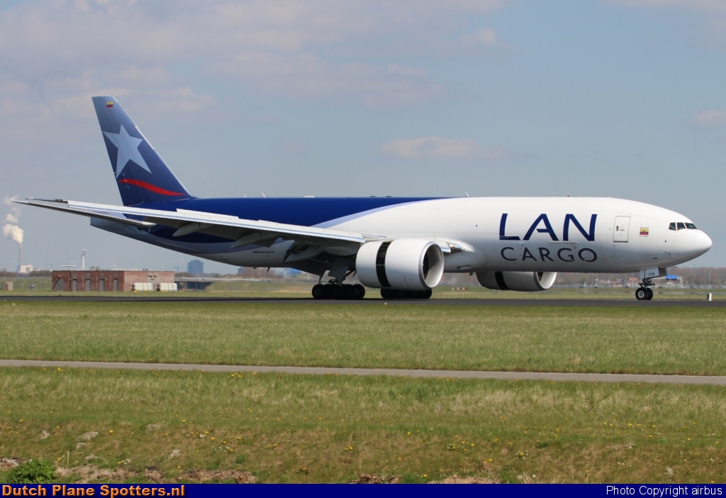 N776LA Boeing 777-F LAN Cargo by airbus