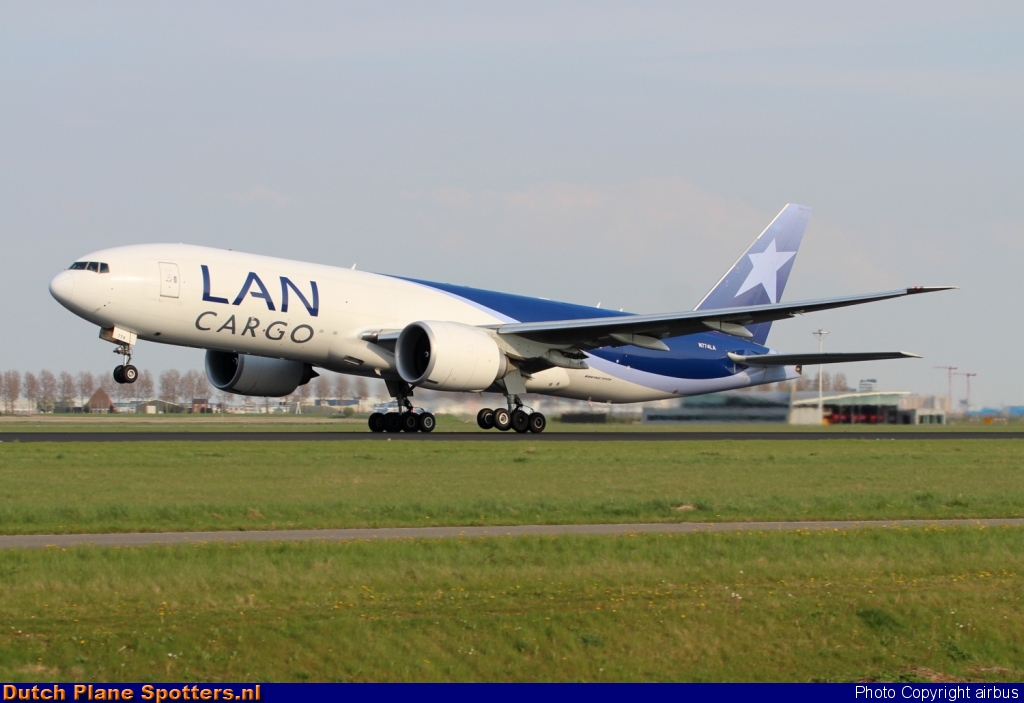 N774LA Boeing 777-F LAN Cargo by airbus