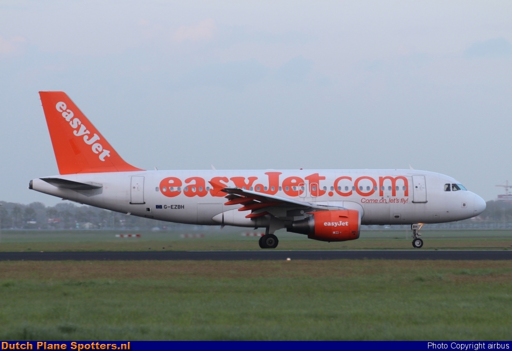 G-EZBH Airbus A319 easyJet by airbus