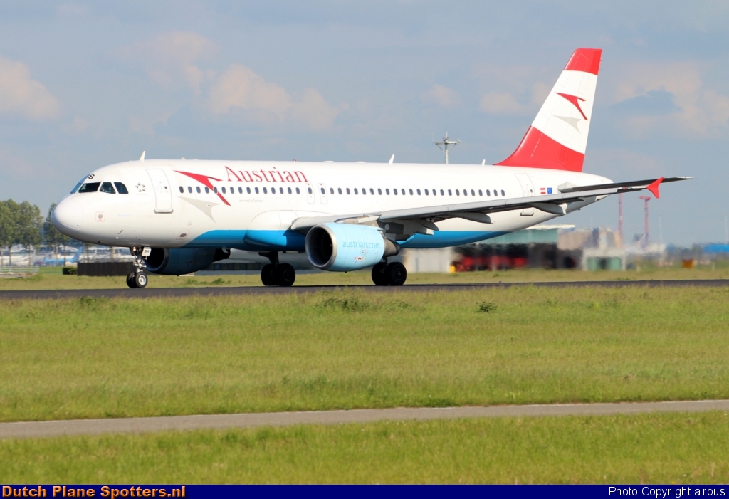 OE-LBS Airbus A320 Austrian Airlines by airbus