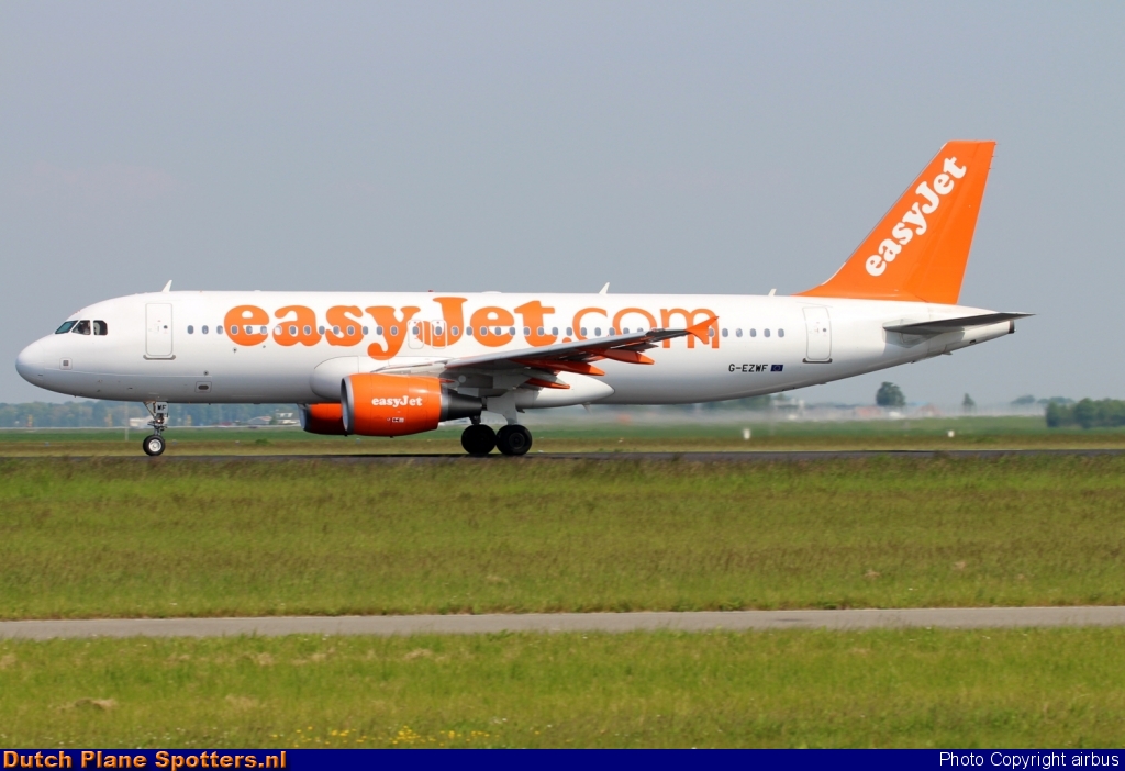 G-EZWF Airbus A320 easyJet by airbus
