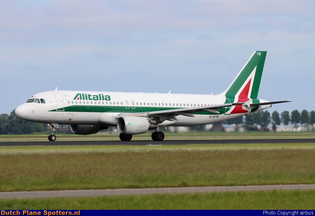 EI-DTB Airbus A320 Alitalia by airbus