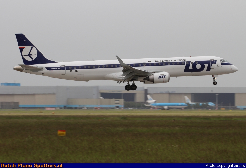 SP-LNC Embraer 195 LOT Polish Airlines by airbus