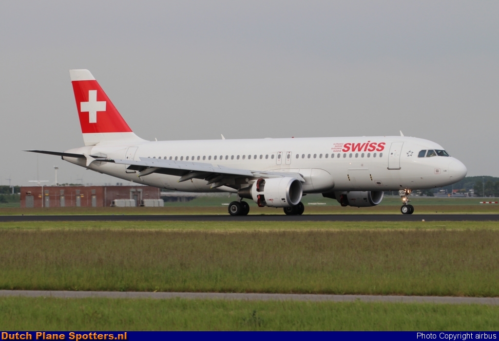 HB-JLQ Airbus A320 Swiss International Air Lines by airbus