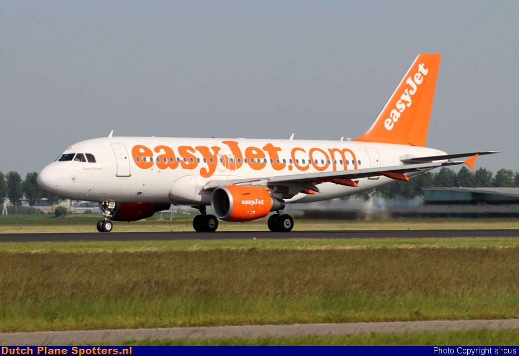 G-EZGD Airbus A319 easyJet by airbus