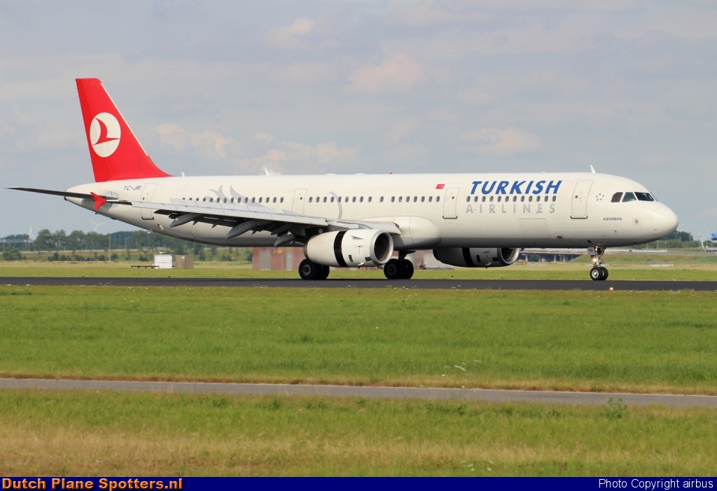 TC-JRI Airbus A321 Turkish Airlines by airbus