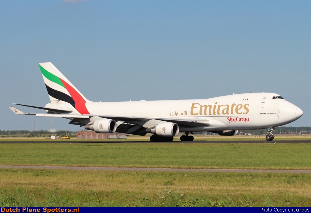 OO-THC Boeing 747-400 Emirates Sky Cargo by airbus