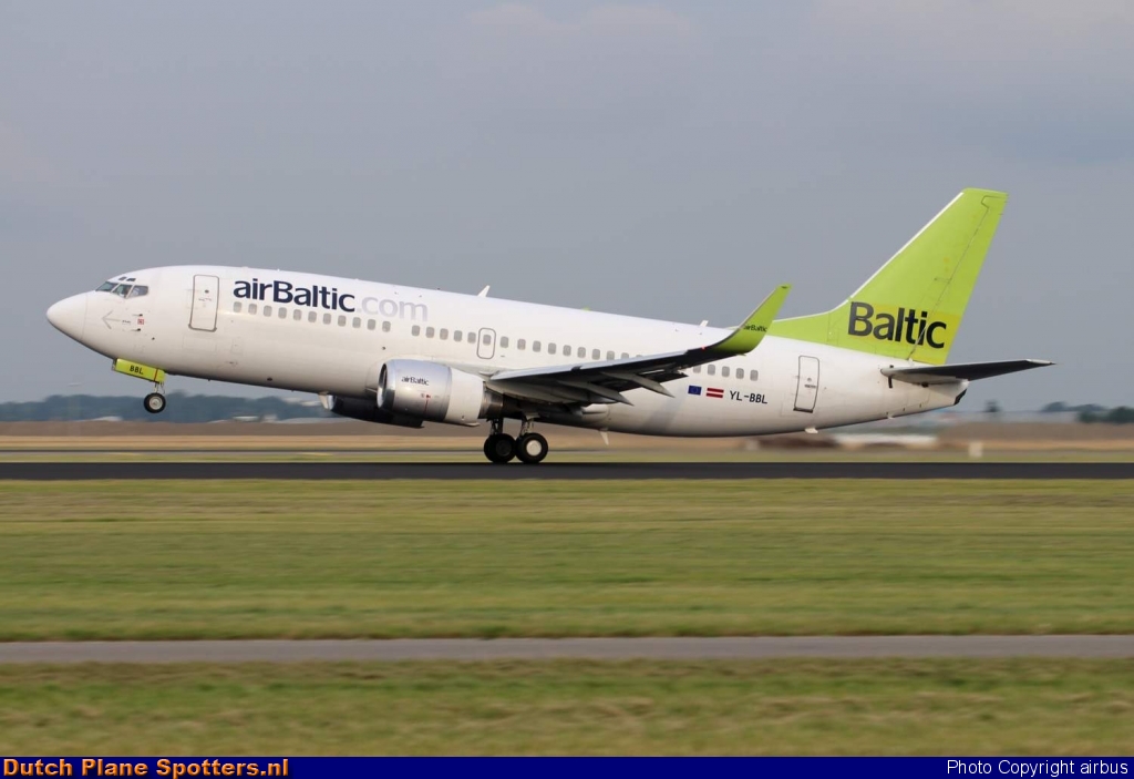 YL-BBL Boeing 737-300 Air Baltic by airbus