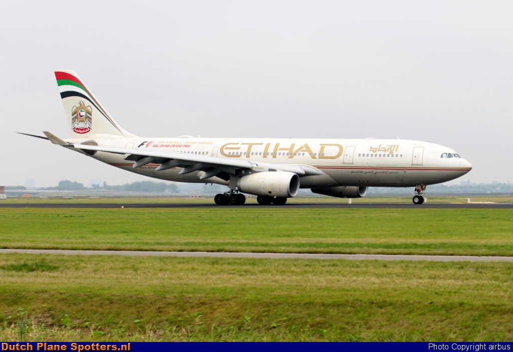 A6-EYK Airbus A330-200 Etihad by airbus