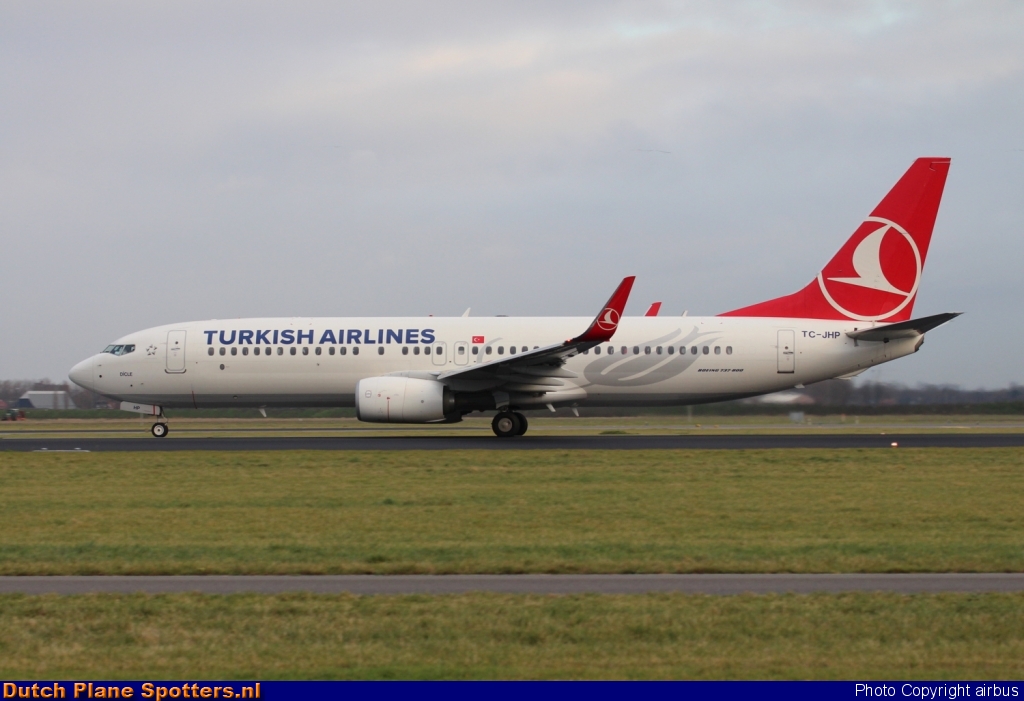 TC-JHP Boeing 737-800 Turkish Airlines by airbus
