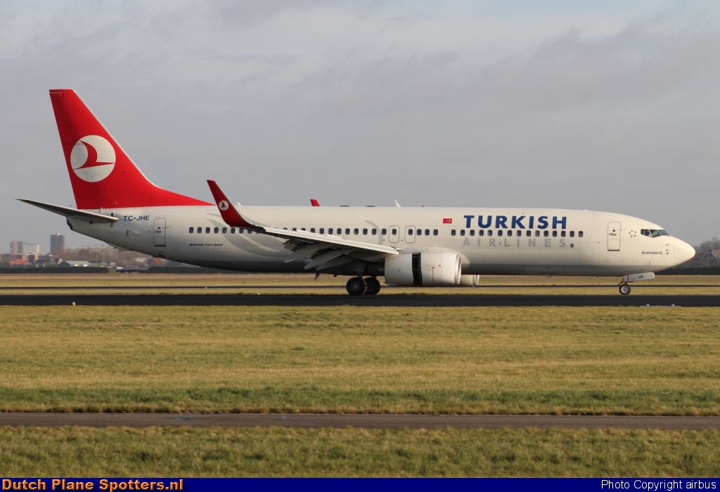 TC-JHE Boeing 737-800 Turkish Airlines by airbus