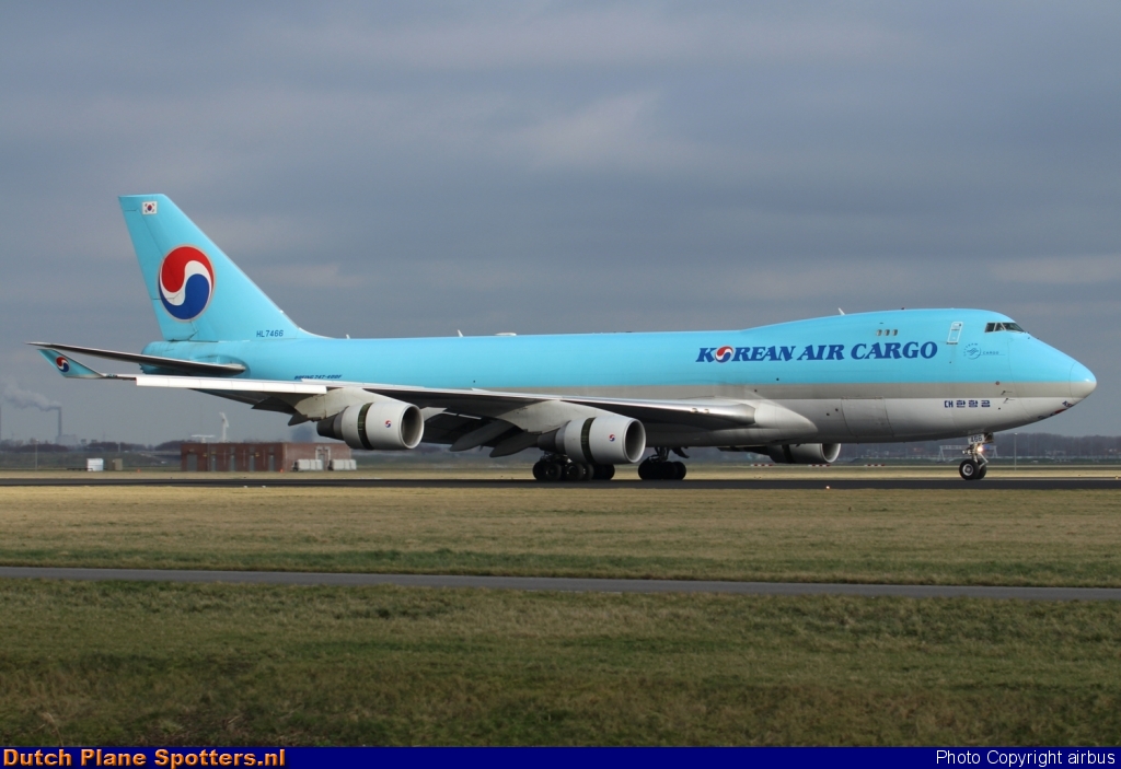HL7466 Boeing 747-400 Korean Air Cargo by airbus