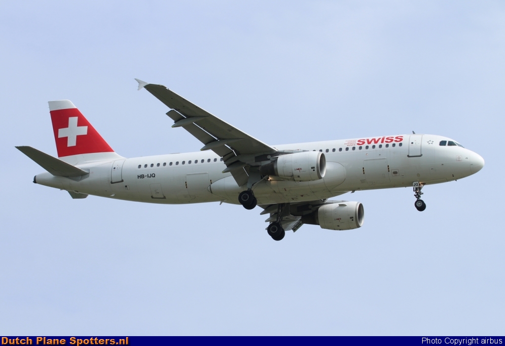 HB-IJQ Airbus A320 Swiss International Air Lines by airbus
