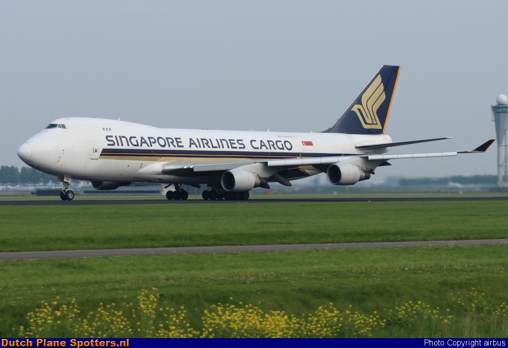 9V-SFM Boeing 747-400 Singapore Airlines Cargo by airbus