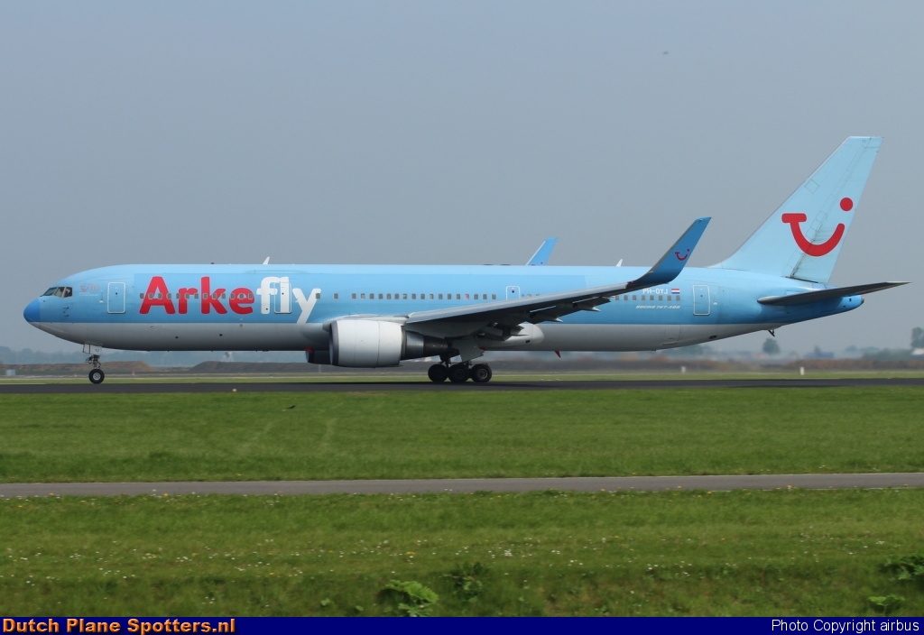 PH-OYJ Boeing 767-300 ArkeFly by airbus