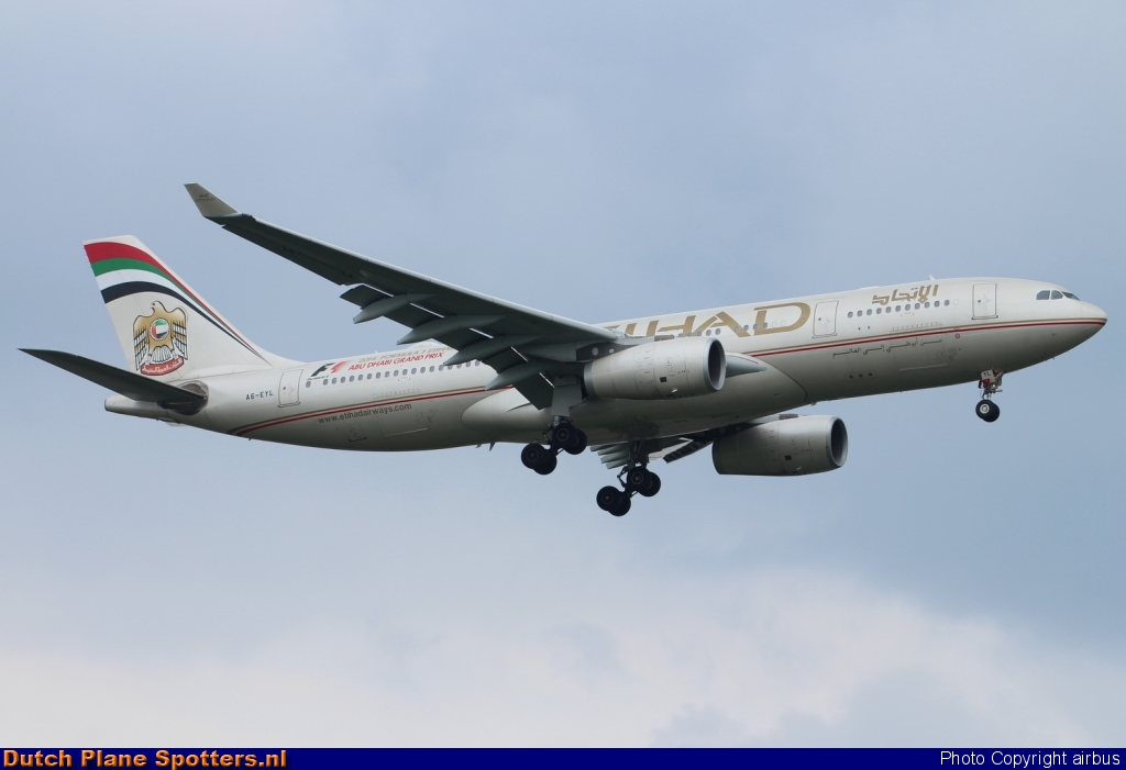 A6-EYL Airbus A330-200 Etihad by airbus