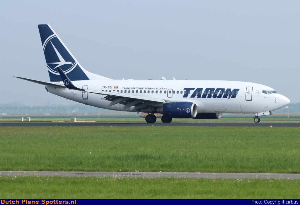 YR-BGI Boeing 737-700 TAROM by airbus