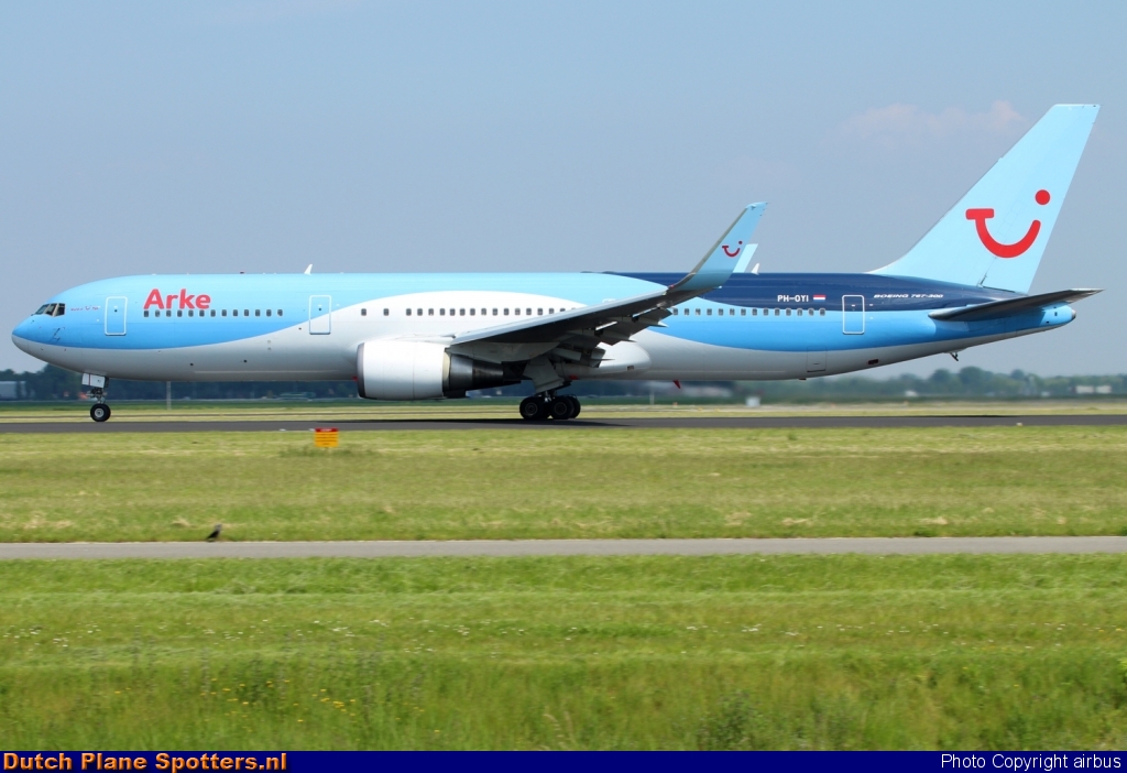 PH-OYI Boeing 767-300 ArkeFly by airbus