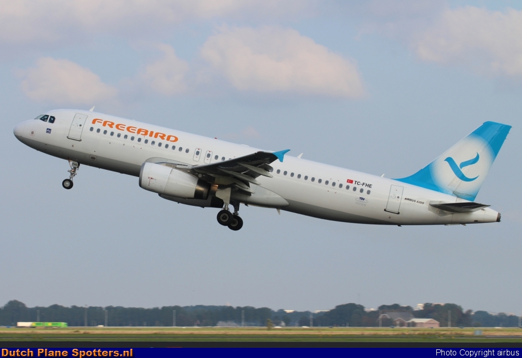TC-FHE Airbus A320 Freebird Airlines by airbus