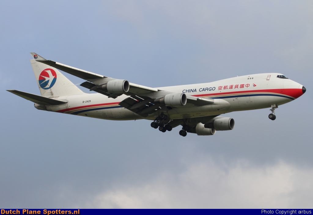 B-2425 Boeing 747-400 China Cargo Airlines by airbus