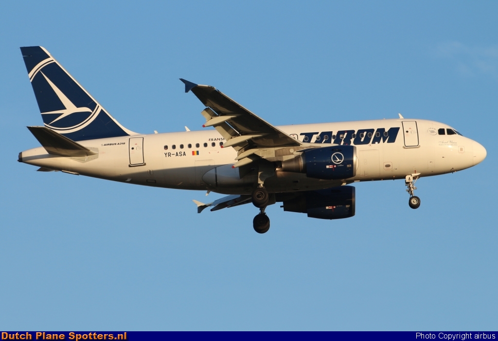 YR-ASA Airbus A318 TAROM by airbus