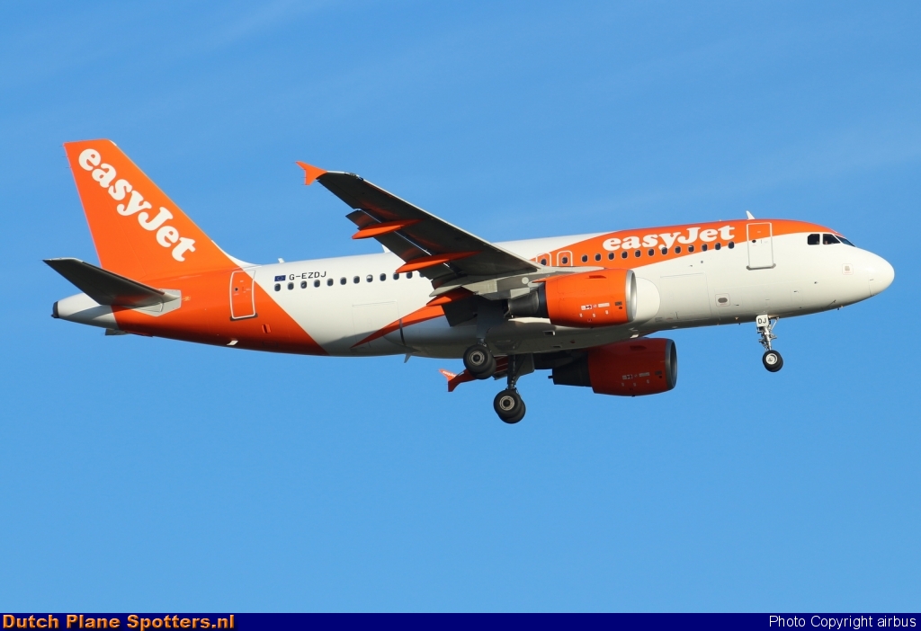 G-EZDJ Airbus A319 easyJet by airbus