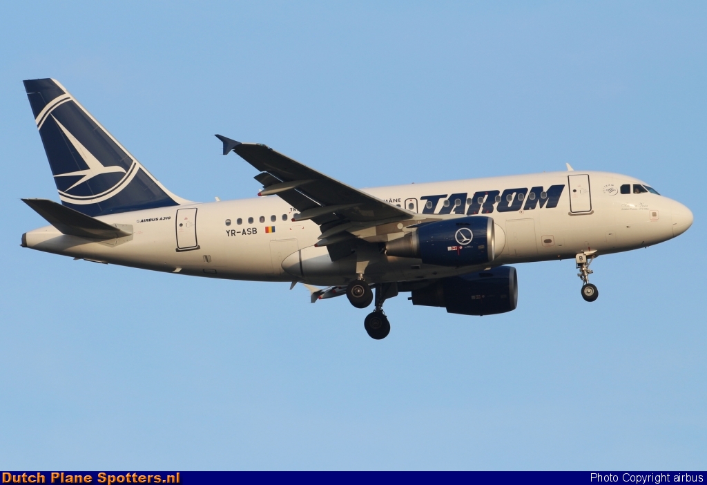 YR-ASB Airbus A318 TAROM by airbus