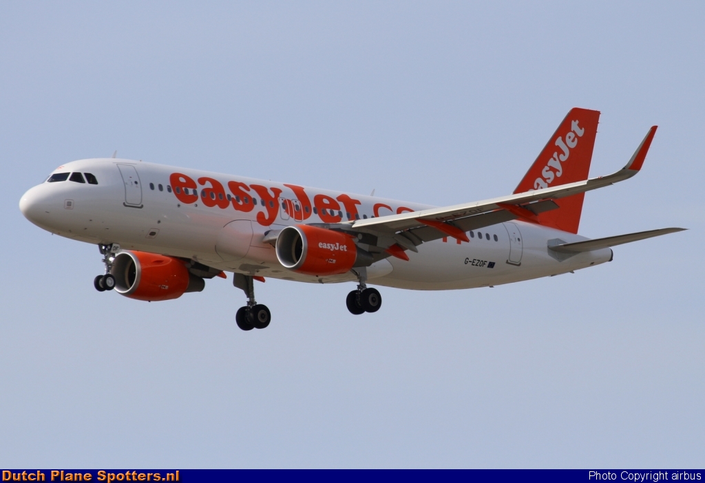 G-EZOF Airbus A320 easyJet by airbus