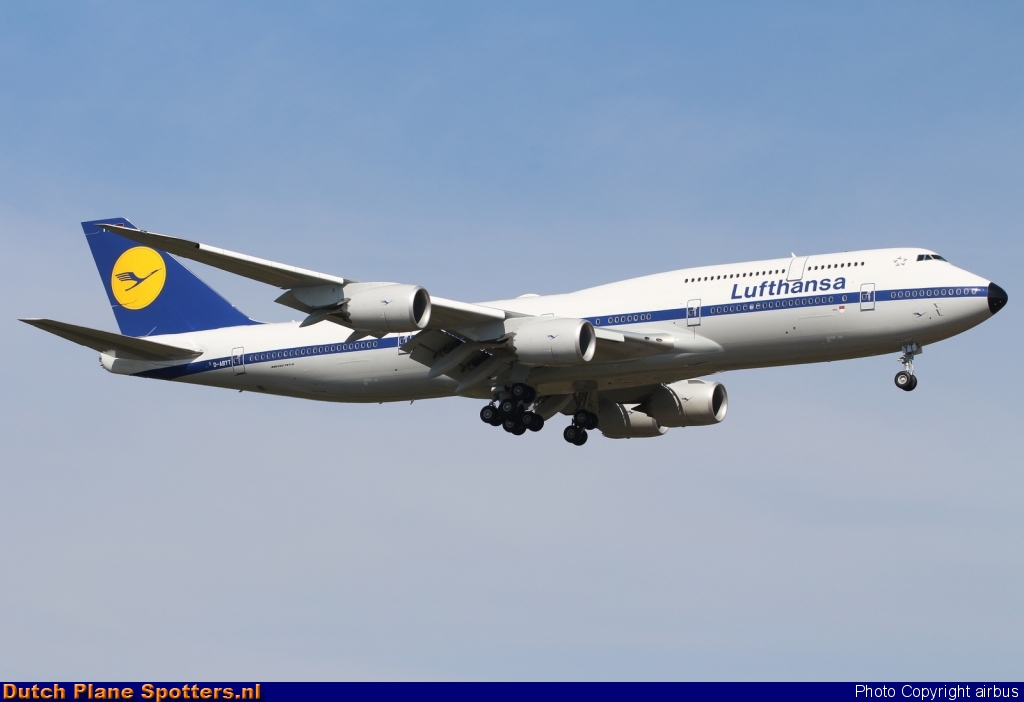 D-ABYT Boeing 747-8 Lufthansa by airbus