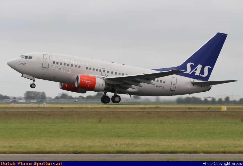 LN-RCW Boeing 737-600 SAS Scandinavian Airlines by airbus