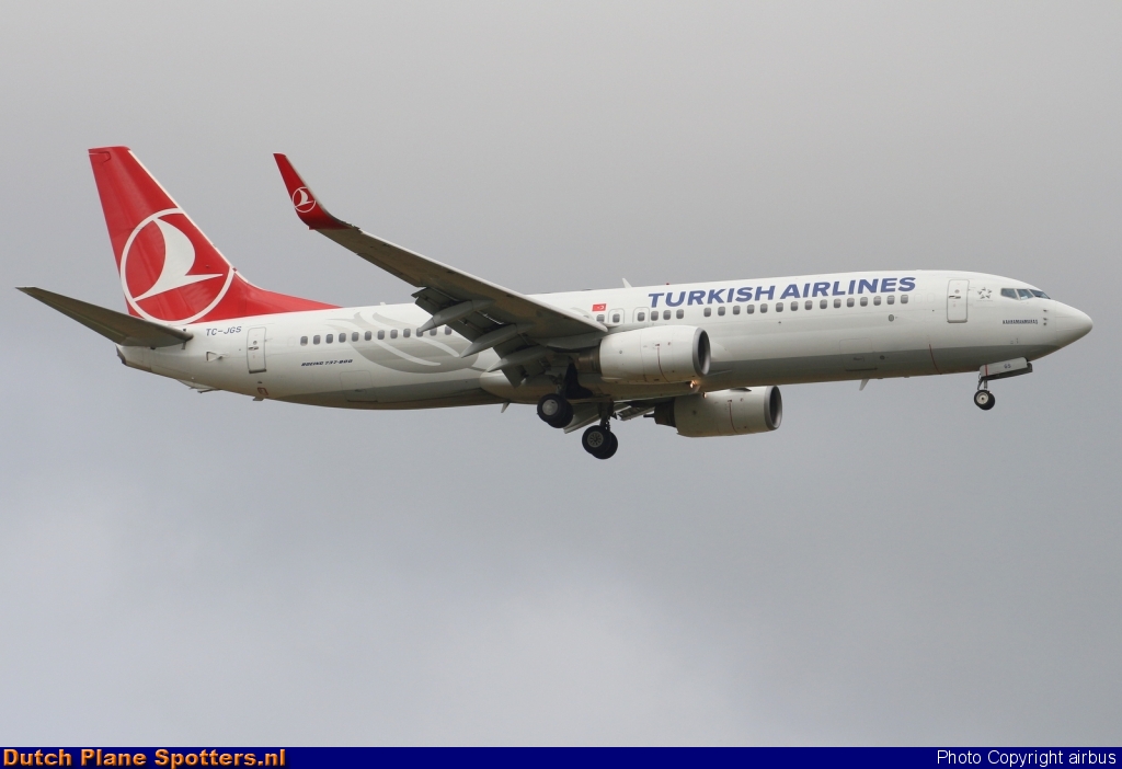 TC-JGS Boeing 737-800 Turkish Airlines by airbus