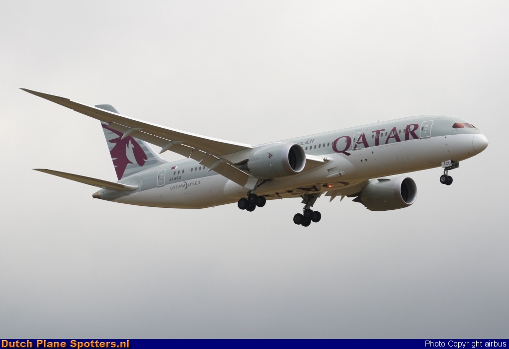 A7-BCU Boeing 787-8 Dreamliner Qatar Airways by airbus