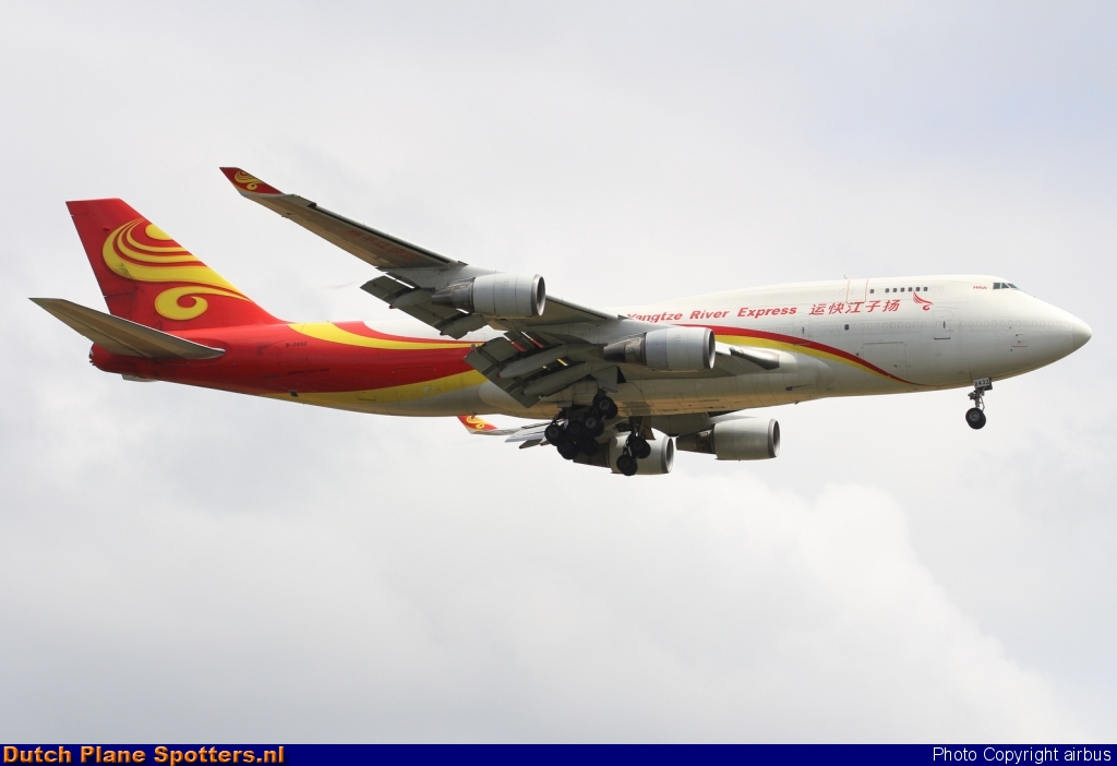 B-2432 Boeing 747-400 Yangtze River Express by airbus