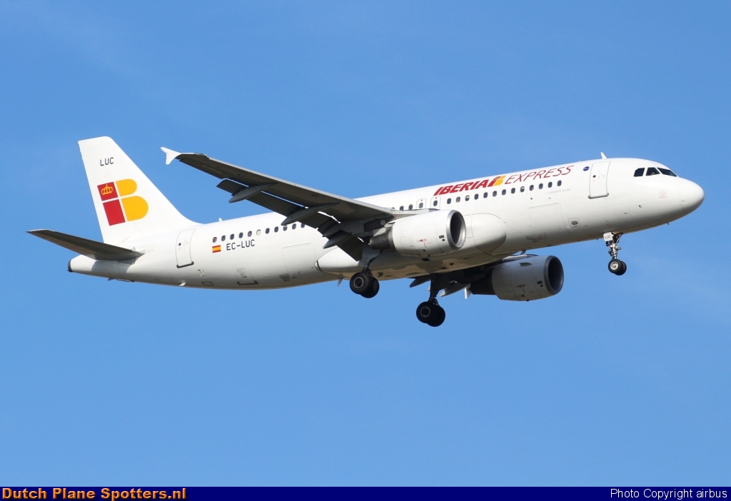 EC-LUC Airbus A320 Iberia Express by airbus