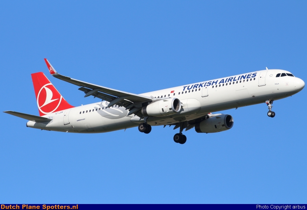 TC-JSK Airbus A321 Turkish Airlines by airbus