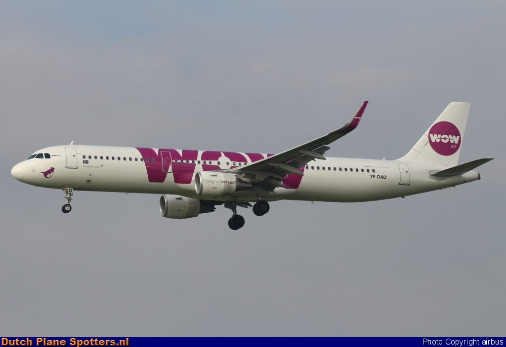 TF-DAD Airbus A321 WOW air by airbus