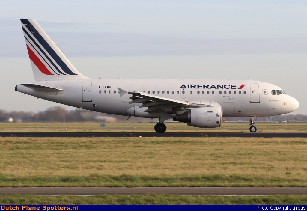 F-GUGF Airbus A318 Air France by airbus