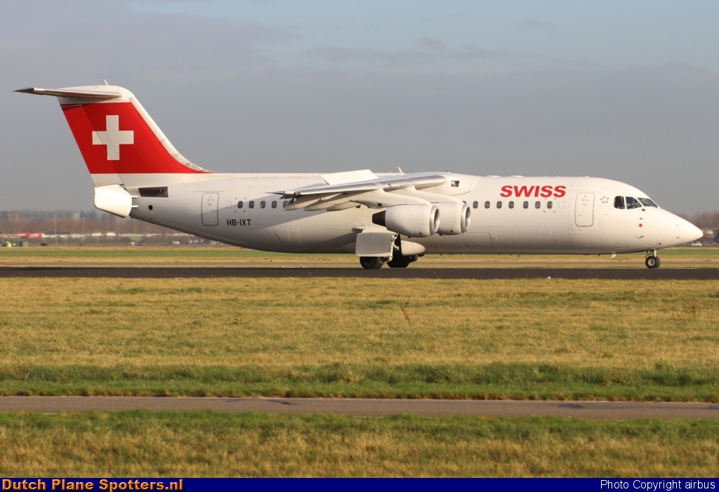 HB-IXT BAe 146 Swiss International Air Lines by airbus