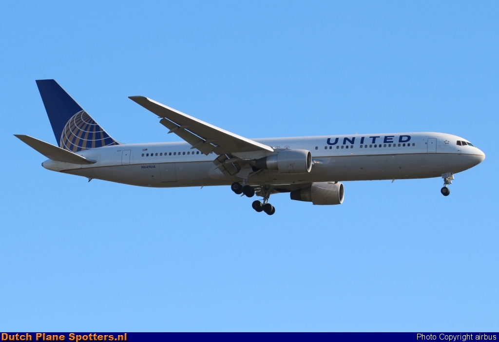 N649UA Boeing 767-300 United Airlines by airbus