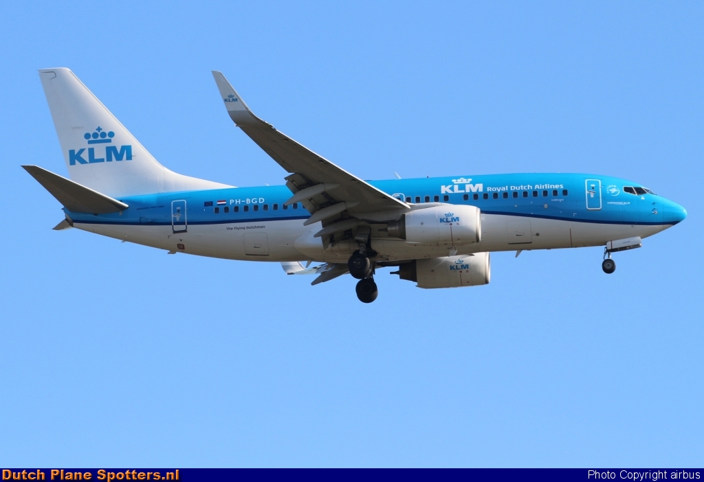 PH-BGD Boeing 737-700 KLM Royal Dutch Airlines by airbus
