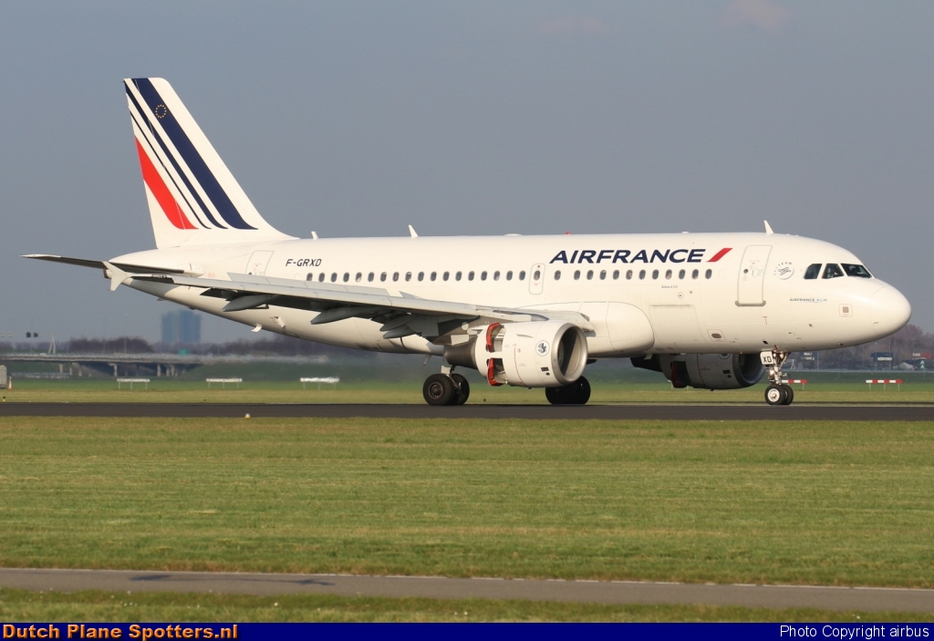 F-GRXD Airbus A319 Air France by airbus