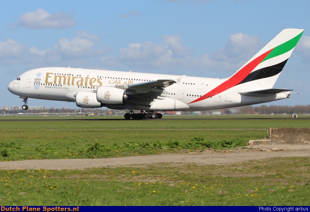 A6-EOV Airbus A380-800 Emirates by airbus
