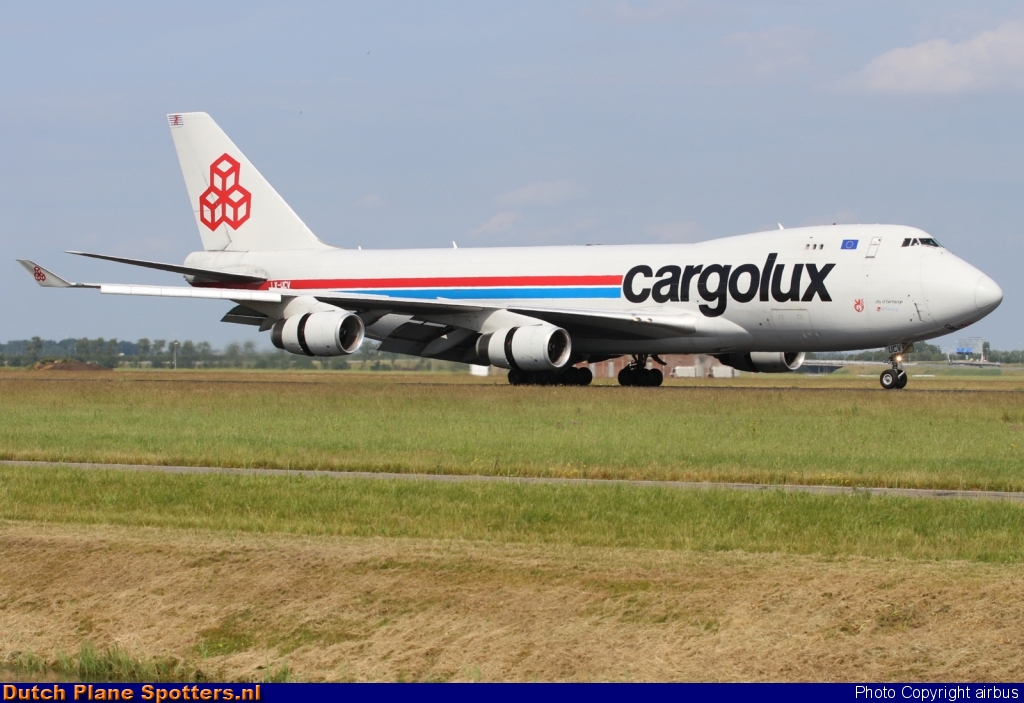 LX-UCV Boeing 747-400 Cargolux by airbus