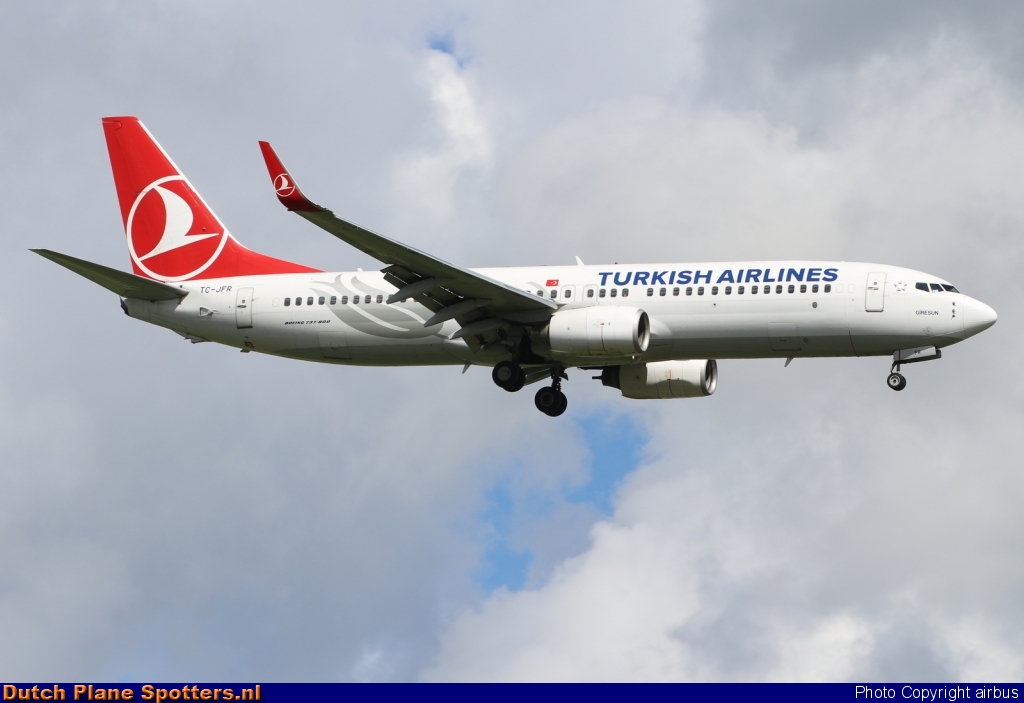 TC-JFR Boeing 737-800 Turkish Airlines by airbus