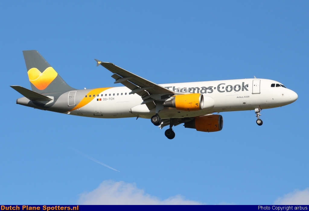 OO-TCH Airbus A320 Thomas Cook by airbus